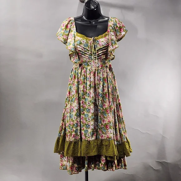 Floral Ruffle Dress with Green Accents - Picture 3 of 3